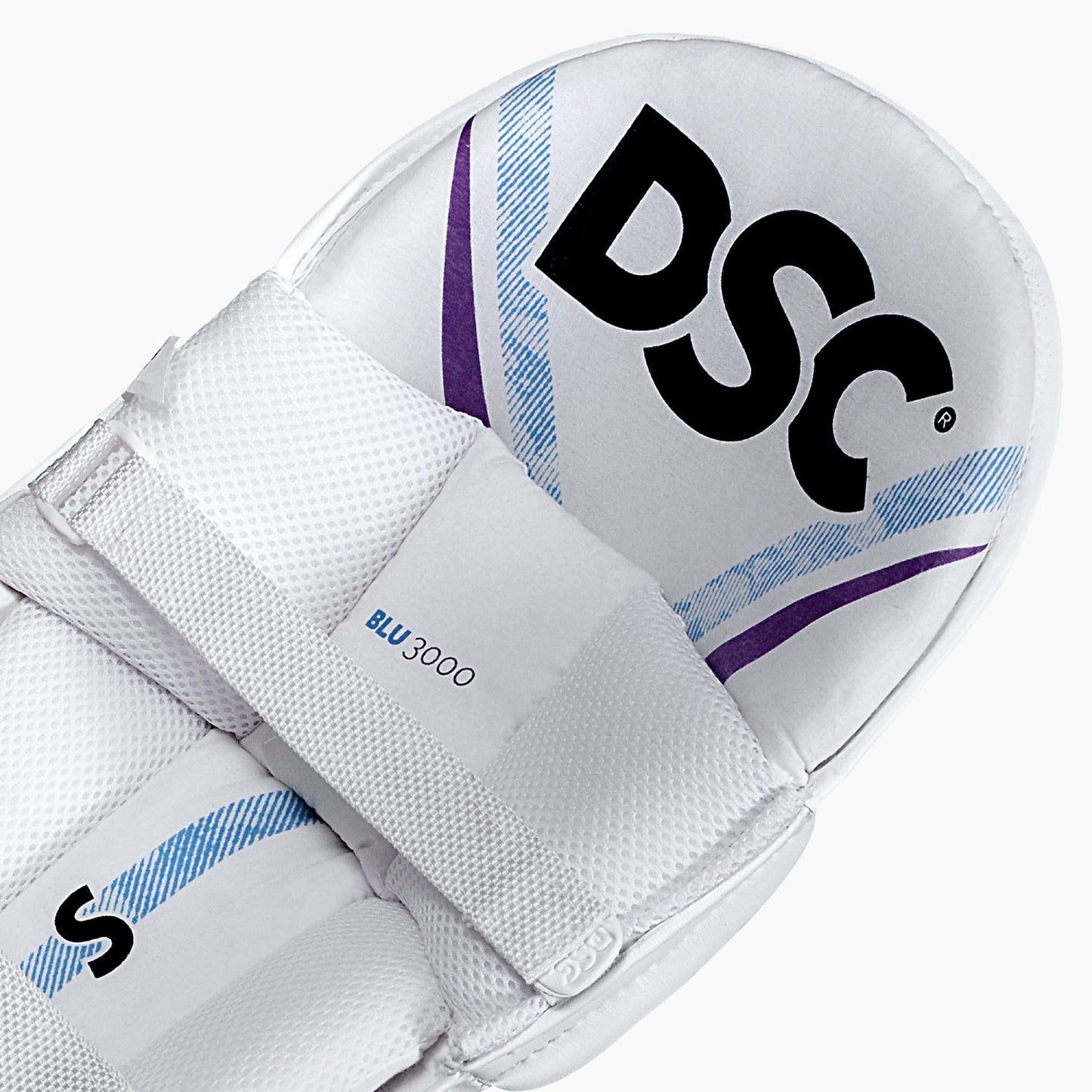 DSC Blu 3000 Junior Batting Pads 2026