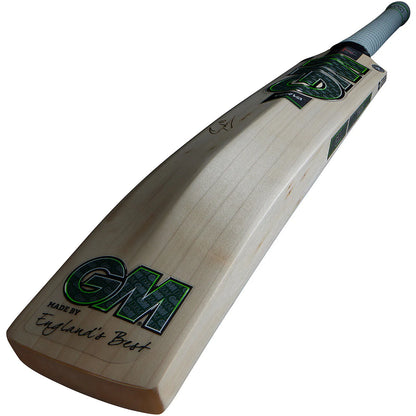 Gunn & Moore Saim Ayub 808 Cricket Bat