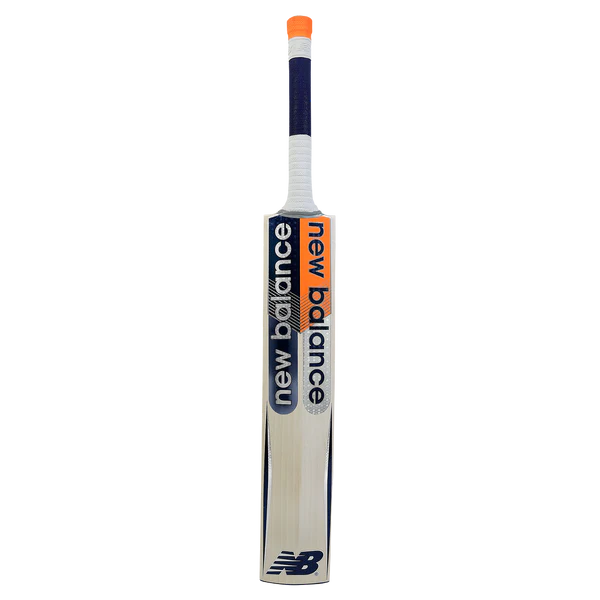 New Balance DC 580 Junior Cricket Bat 2022