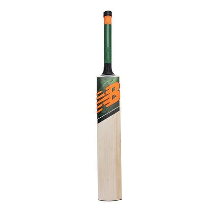 New Balance DC 880 Cricket Bat 2023