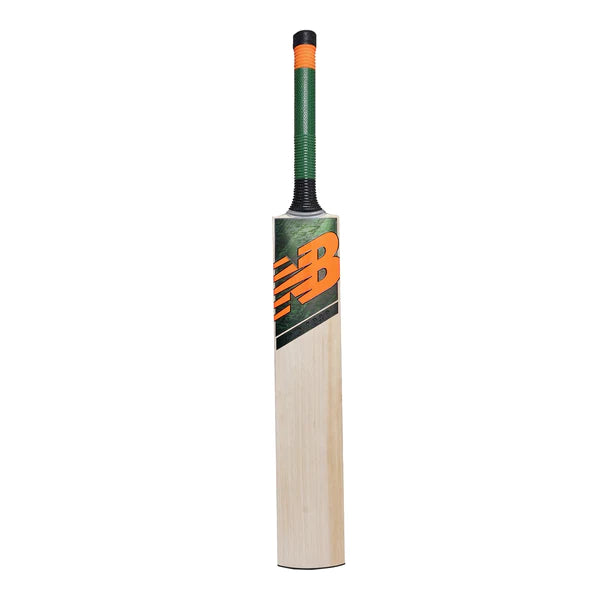 New Balance DC 580 Long Blade Cricket Bat 2023