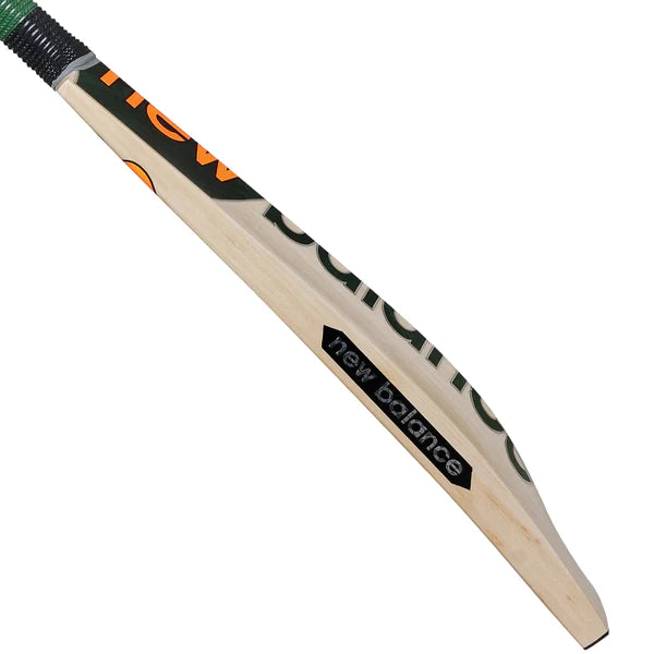 New Balance DC 580 Long Blade Cricket Bat 2023