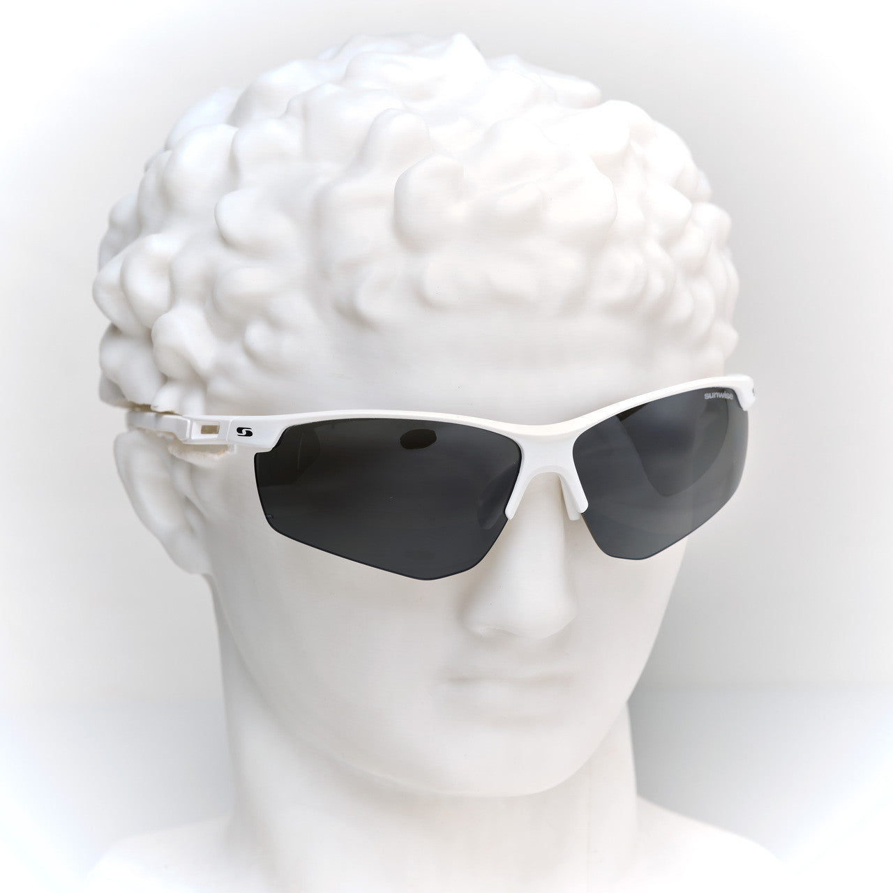 Sunwise Pace Sunglasses with Polarised Lens - White