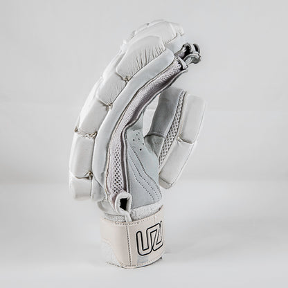 UZI Players Junior Batting Gloves 2024