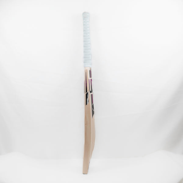 UZI Minerva Pro Cricket Bat 2024