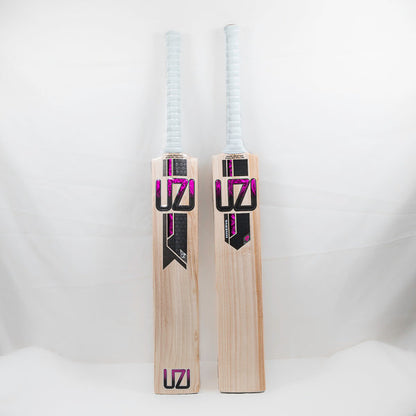 UZI Minerva Pro Cricket Bat 2024