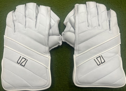 UZI Limited Edition Wicket Keeping Gloves 2025