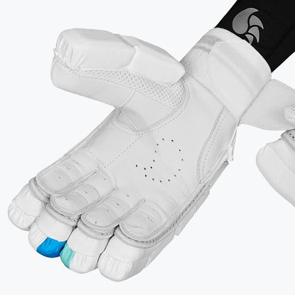 DSC Cynos 22 Junior Batting Gloves 2025