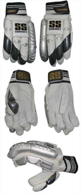 SS TON LE Batting Gloves