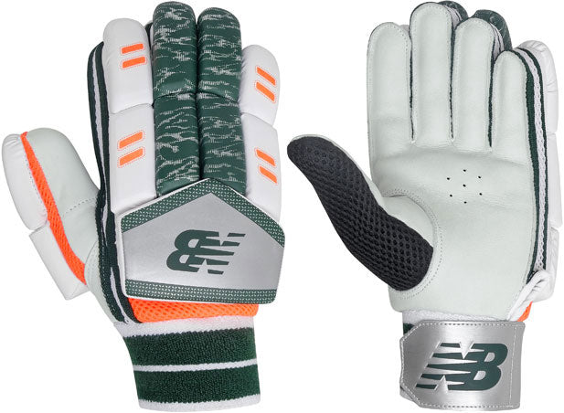 New Balance DC 580 Junior Batting Gloves 2023